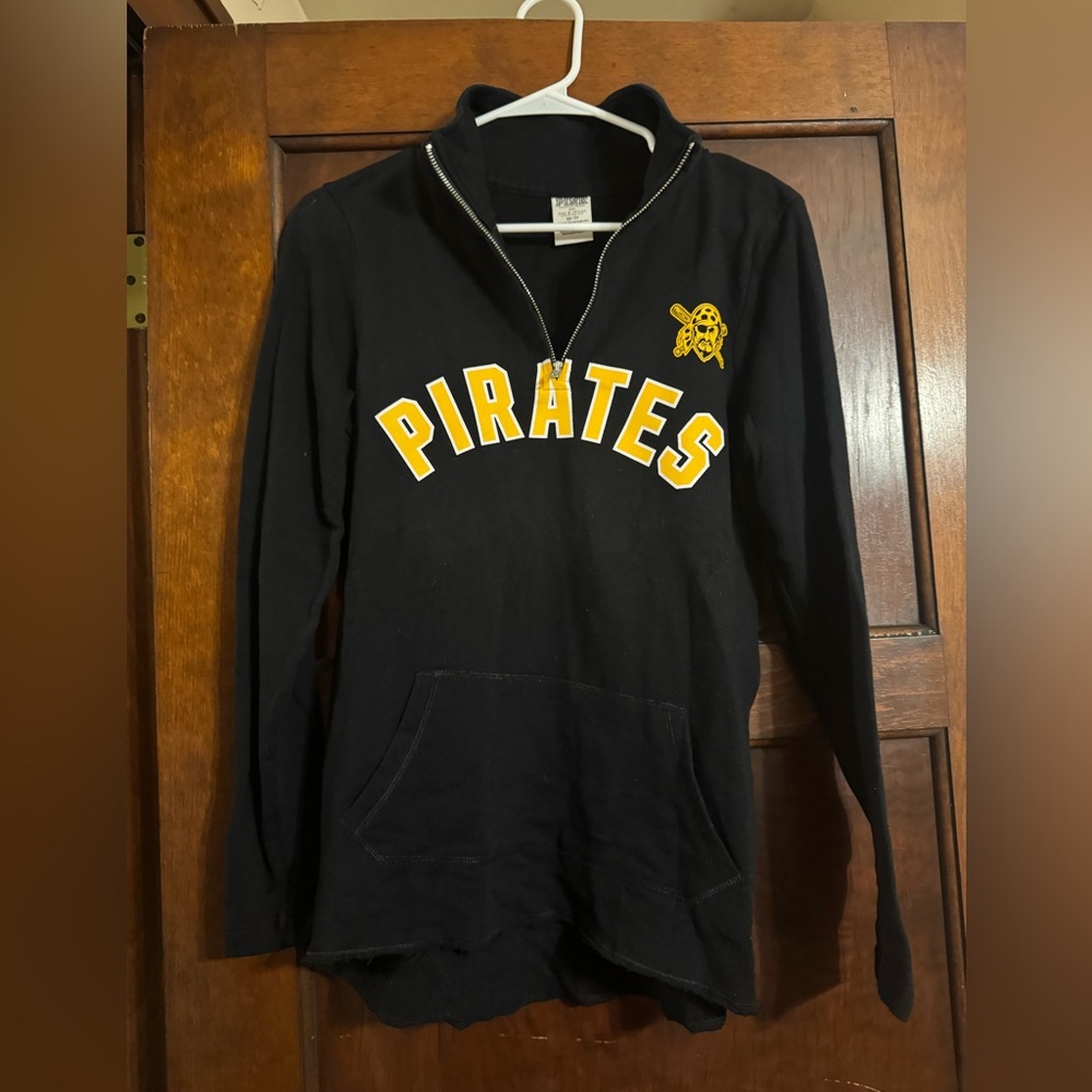 PINK by Victoria’s Secret size XS Pittsburgh Pirates quarter zip
